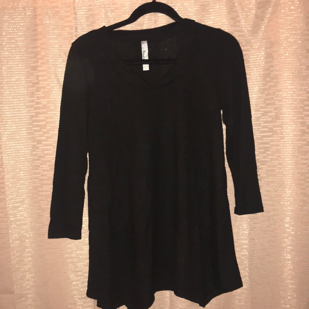 Black tunic top